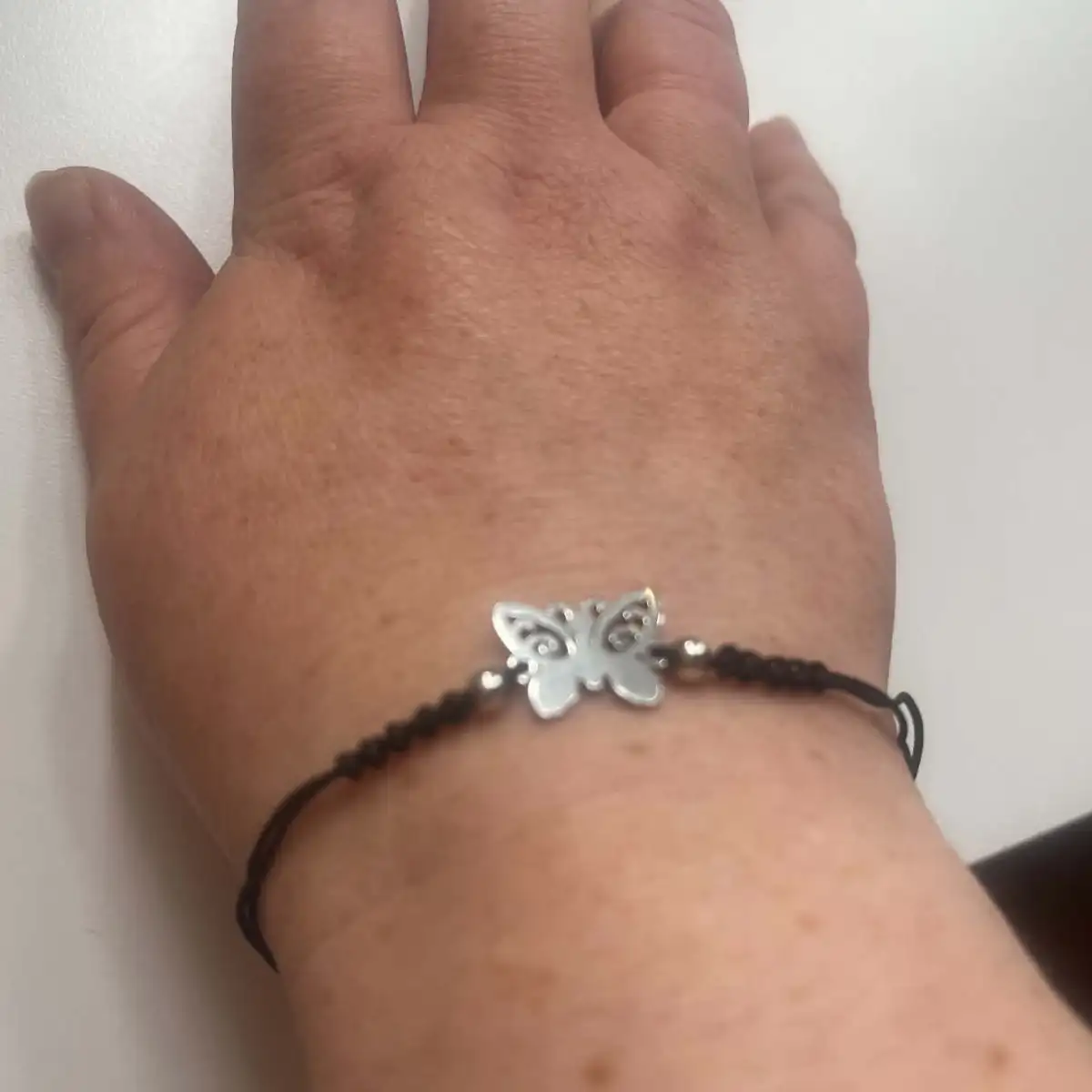 bracelet reglable avec corde (papillon)
