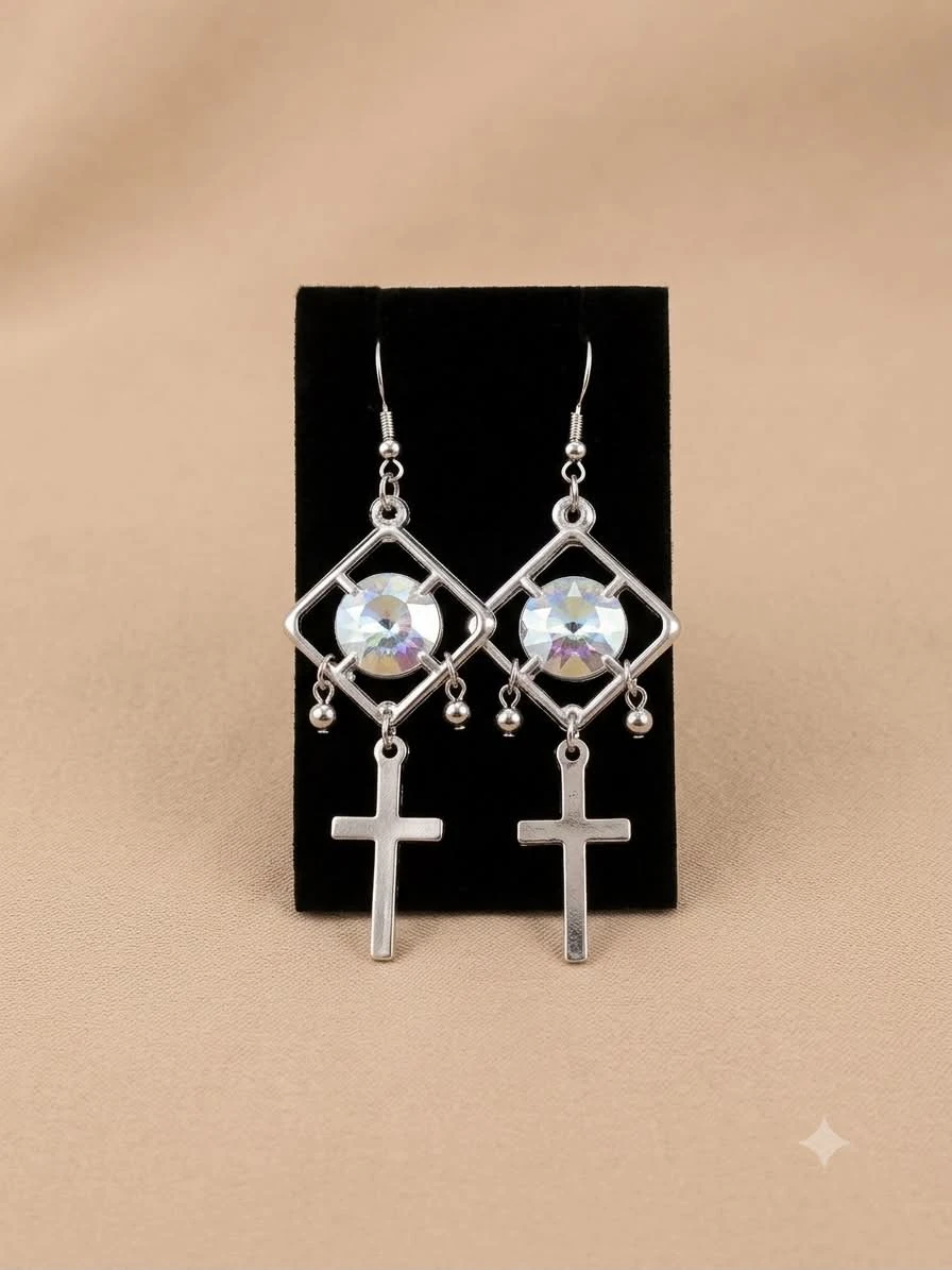boucle d'oreil pendante croix avec diamant argent